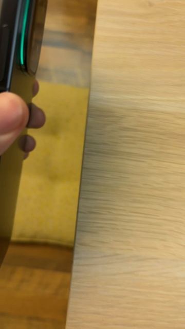 ПОВИСНЕТ ЛИ IQOO 15 НА КАМЕРЕ?