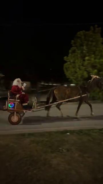 #новыйгод #дедмороз #сантаклаус #приколы #юмор #прикол #смешно #топ #топчик #роликдня #видеодня #луч