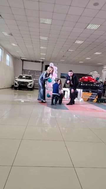 Данечка тянет счастливый билет