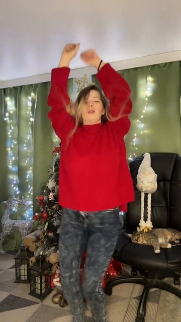 Под Новый Год #уралочка #уральскаядевушка #новыйгод