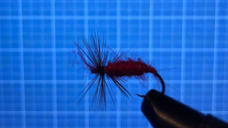 №2 УБОЙНАЯ мушка для ловли голавля и форели