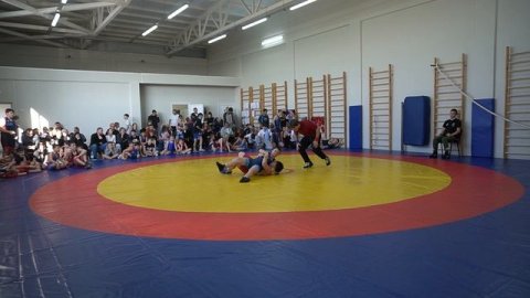 Юные тяжеловесы! Хворостянов Владислав (Новокубанск)-Курочкин Тимофей (Новопокровская)