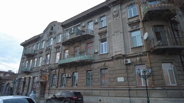 Доходный дом С. ДуванаДом Дувана – одна из красивейших достопримечательностей Евпатории