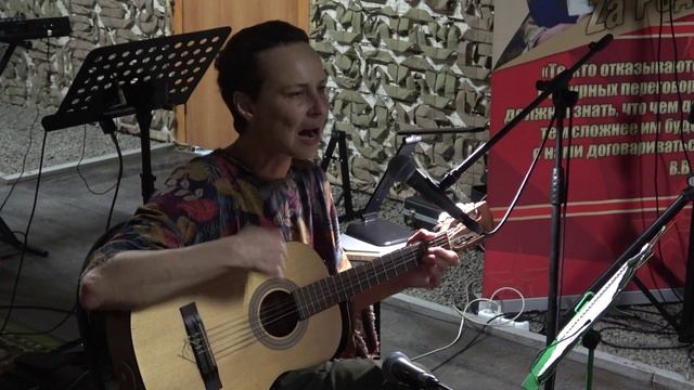 Свой музыкальный привет «ГРУППИРОВКИ ВОСТОК» шлёт Юлия Чичерина