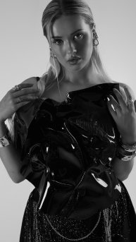 А ты добавила бы?)