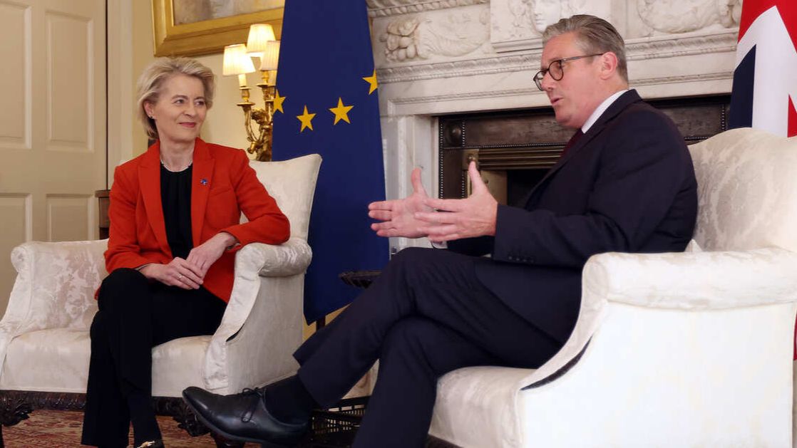 Стармер и фон дер Ляйен обсудили изъятие активов РФ