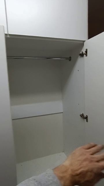 Шкаф угловой.