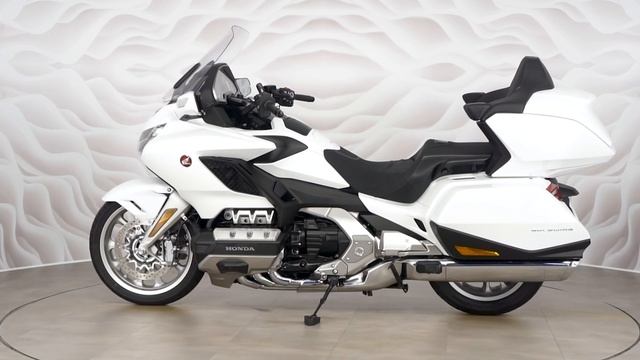 HONDA GL 1800 Gold Wing vin SC79-1500442