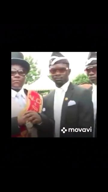 мальчики на уроке и мальчики не перемене 🤣