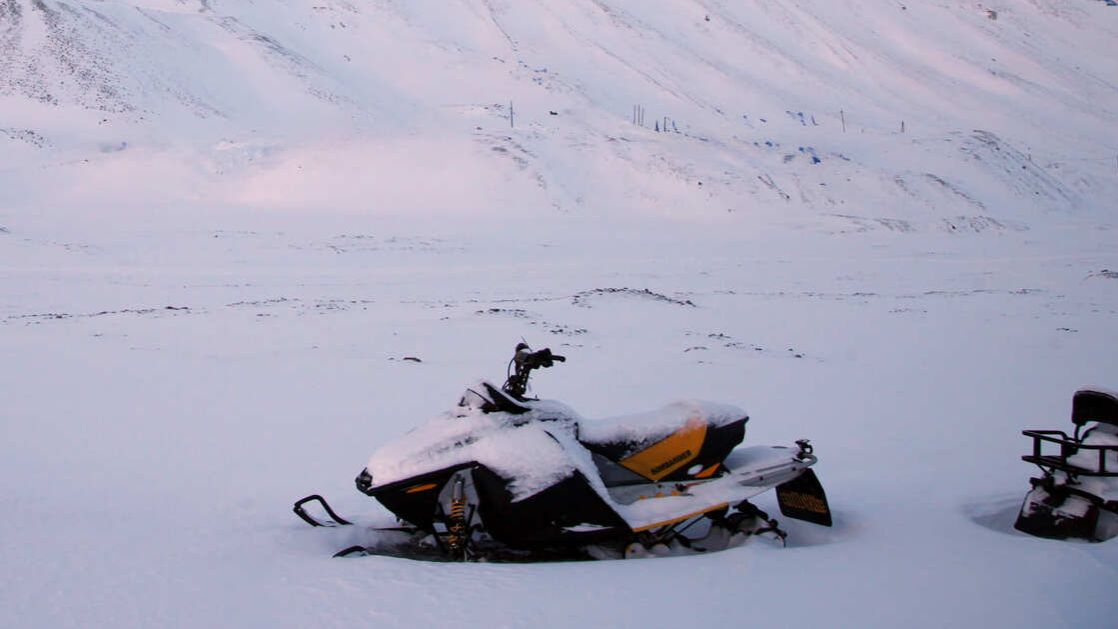 Группа из 13 снегоходчиков без вести пропала в Пермском крае