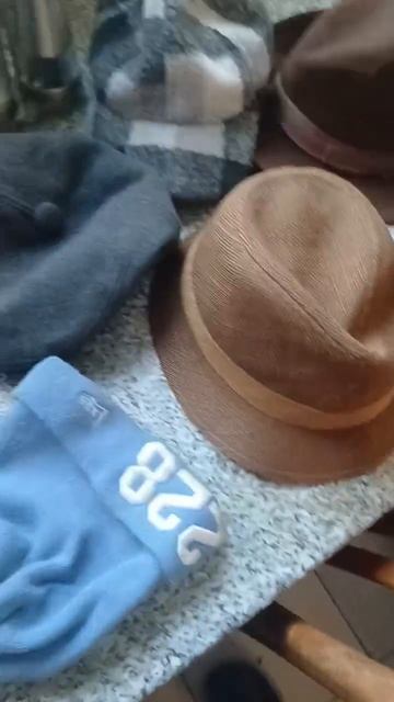 зимняя коллекция шапок