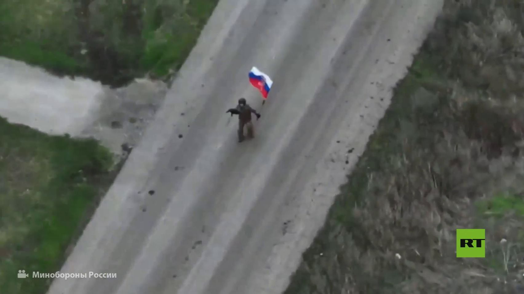 مشاهد لمعارك تحرير القوات الروسية لبلدة فارفاروفكا في مقاطعة زابوروجيه