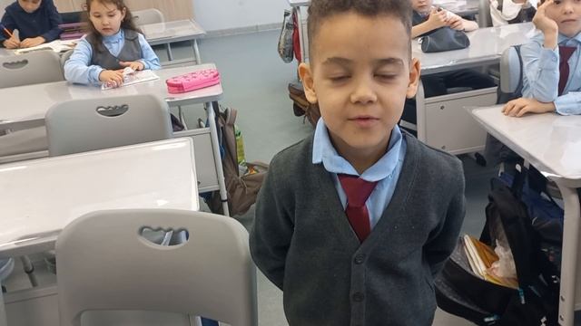 1б класс 7ая ДАМИР школа поздравляет меня с днем рождения