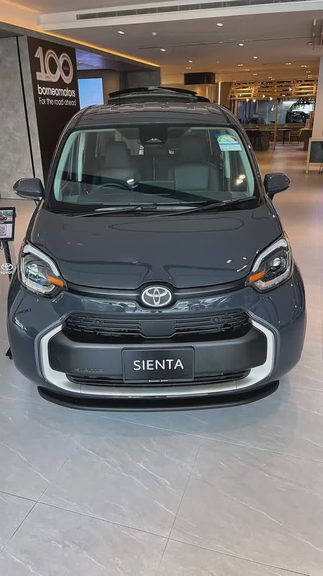 TOYOTA SIENTA | 7 мест в компактном кузове
