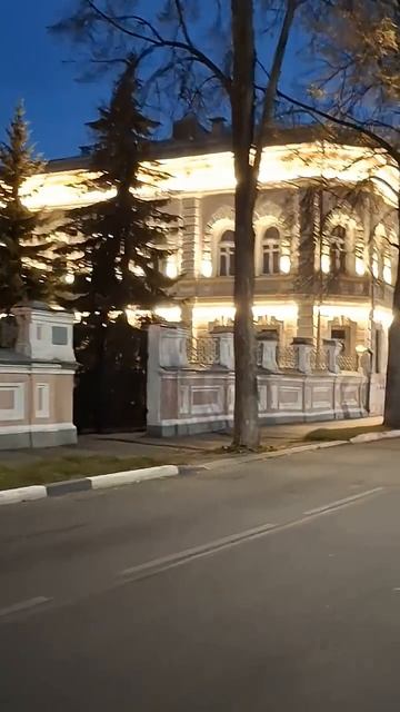 Прогулка по вечерней набережной Ярославля