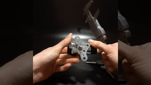 Замок зажигания (голый) хонда дио 34/35 (со стабилитроном). Видеообзор.