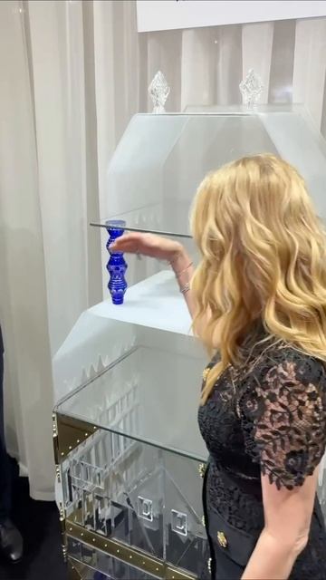 💁🏼♀️Яна Рудковская все молодеет и молодеет! Ну что за легенда! 

Никто не знает секрета молодости Р