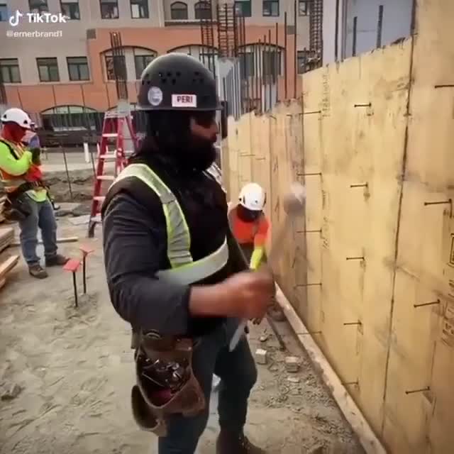 Чудо молоток.