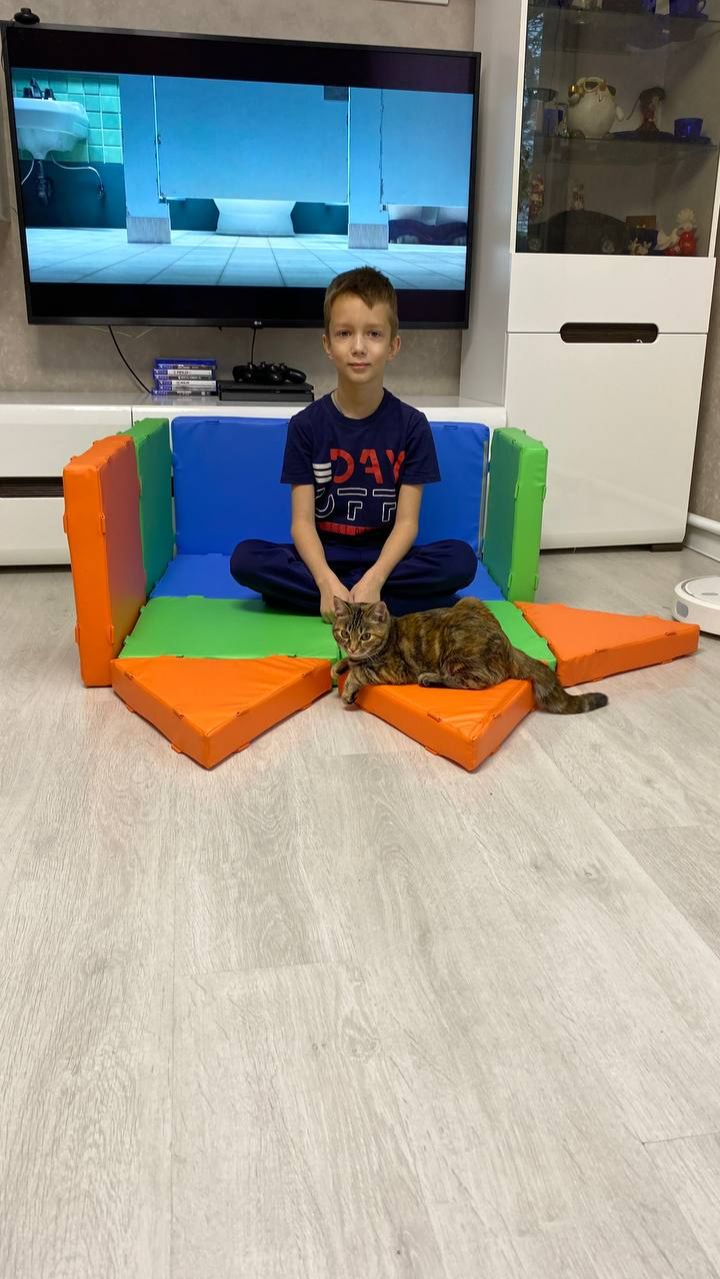 Строим Диванчик из конструктора Маграник