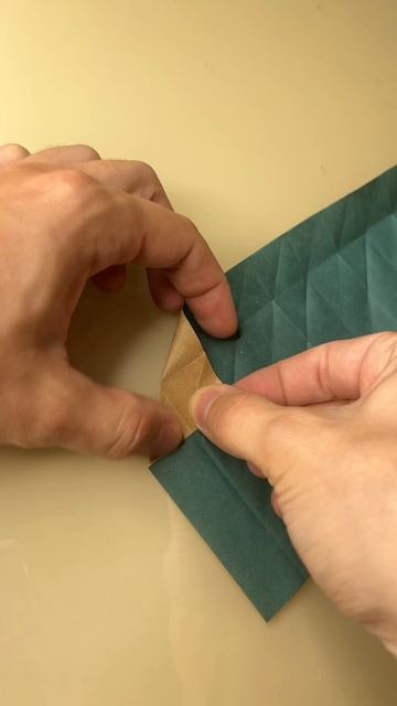 Декоративная работа оригами