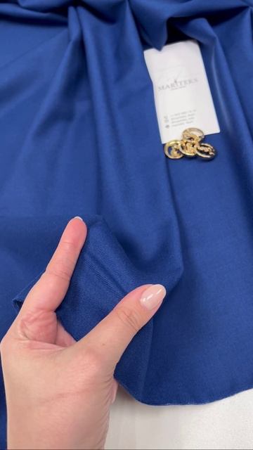 Костюмная фланель от фабрики Drago. Цвет синий