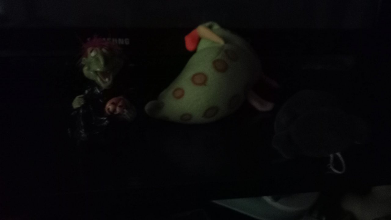 Пять ночей с гусеницой 1-я ночь