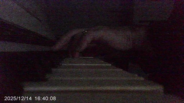 Пианино: импровизация на тему: "Отключение электричества"