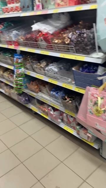 Что выгоднее: конфеты в пачке или весовые?