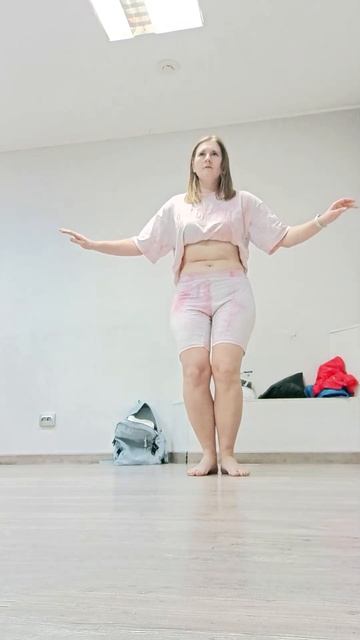 Волна животом. mp4