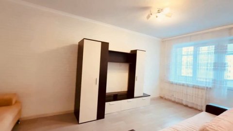 Продажа 1 комнатной квартиры Казань, ул. Адоратского 28