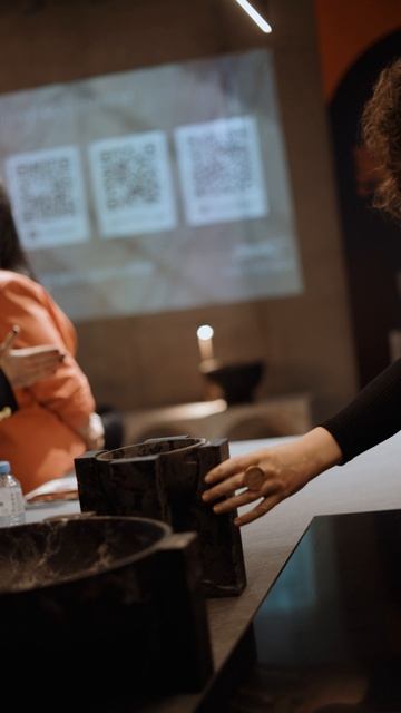 Начало | Наша первая коллекция INITIUM. 13 изделий в мраморе и травертине.