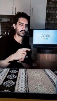 416d8837-838c-4529-85aa-2c60ca282913-1_all_424.mp4