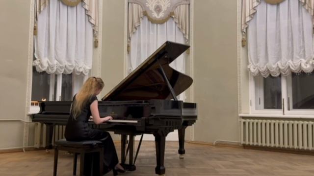 В. Круглик. Вариации для фортепиано (1997)