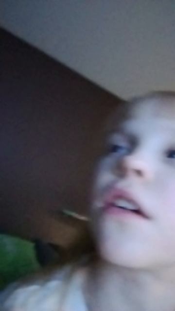 ребат. завтра в школу не хочу в школу 😻🎄