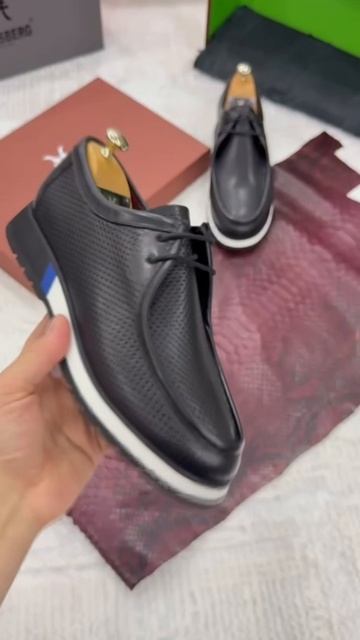 Ботинки мужские.