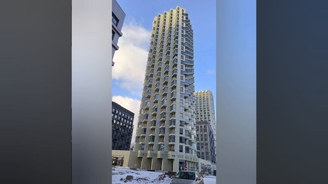 Москва в дневном и ночном свете. А вам как больше нравится?