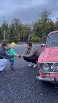 Дети любят персик