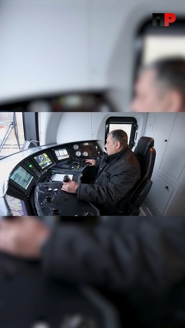 РЖД начали испытания грузового электровоза с отечественным двигателем