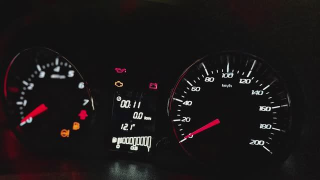 Пересвет и замена дисплея приборной панели Гранта Пломбир