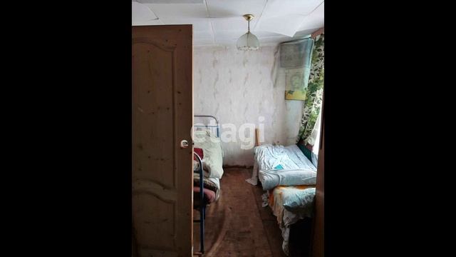 В п. Бирюч продается небольшой дом, требующий внимания. Телефон 89100309077