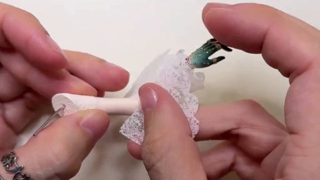 Виртуозность в исполнении мастера-кукольника!