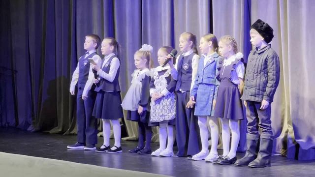 Песня про Братск на конкурсе чтецов 