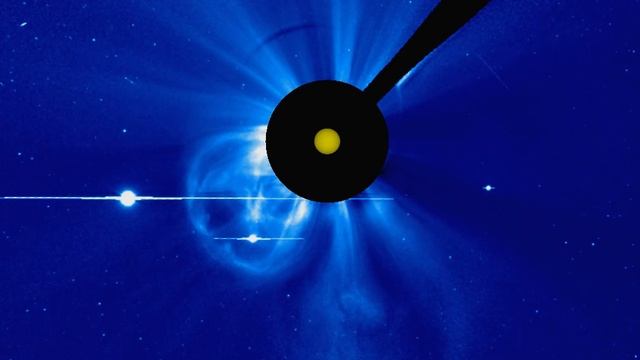 Взрыв НЛО на орбите Солнца