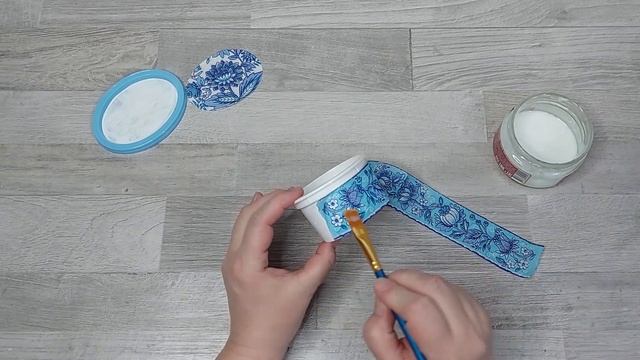 ?СУПЕР ИДЕЯ из ПЛАСТИКОВОЙ БАНОЧКИ от СЫРА. ШКАТУЛКА своими руками. Поделки из банок.