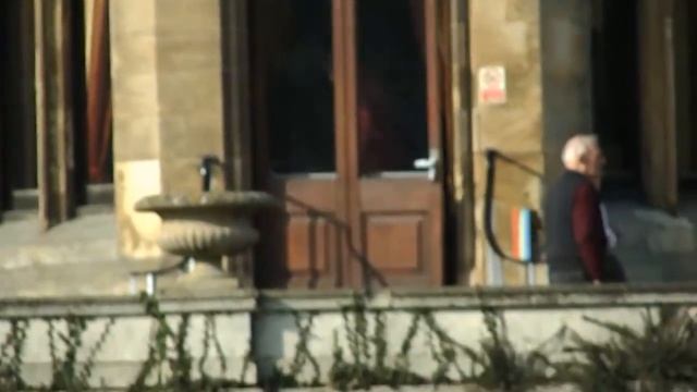 Nikon Coolpix L810 Video With Zoom