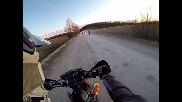 Enduro путешествие до разрушенной церкви чудотворца часть 2. Путь домой. Suzuki drz 400