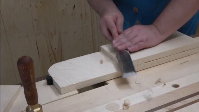 Eine geschwungene Schubladen Front mit Handwerkzeugen machen - Andreas Achleitner