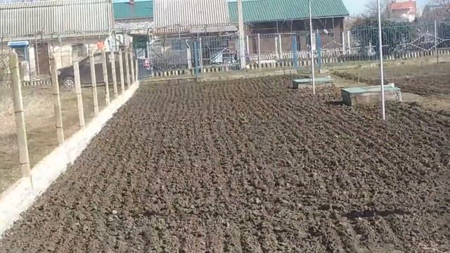 Пришла Весна грабли в помощь