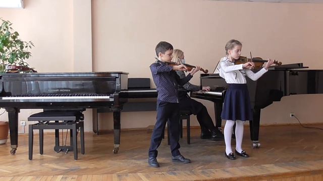 "Колискова", муз. Р.Паулса. Виконує М.Скрипка та М.Чаплик