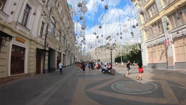 Travel to Russia: Walking in Moscow 4K 60fps, Nikolskaya street. | Никольская улица, Москва.